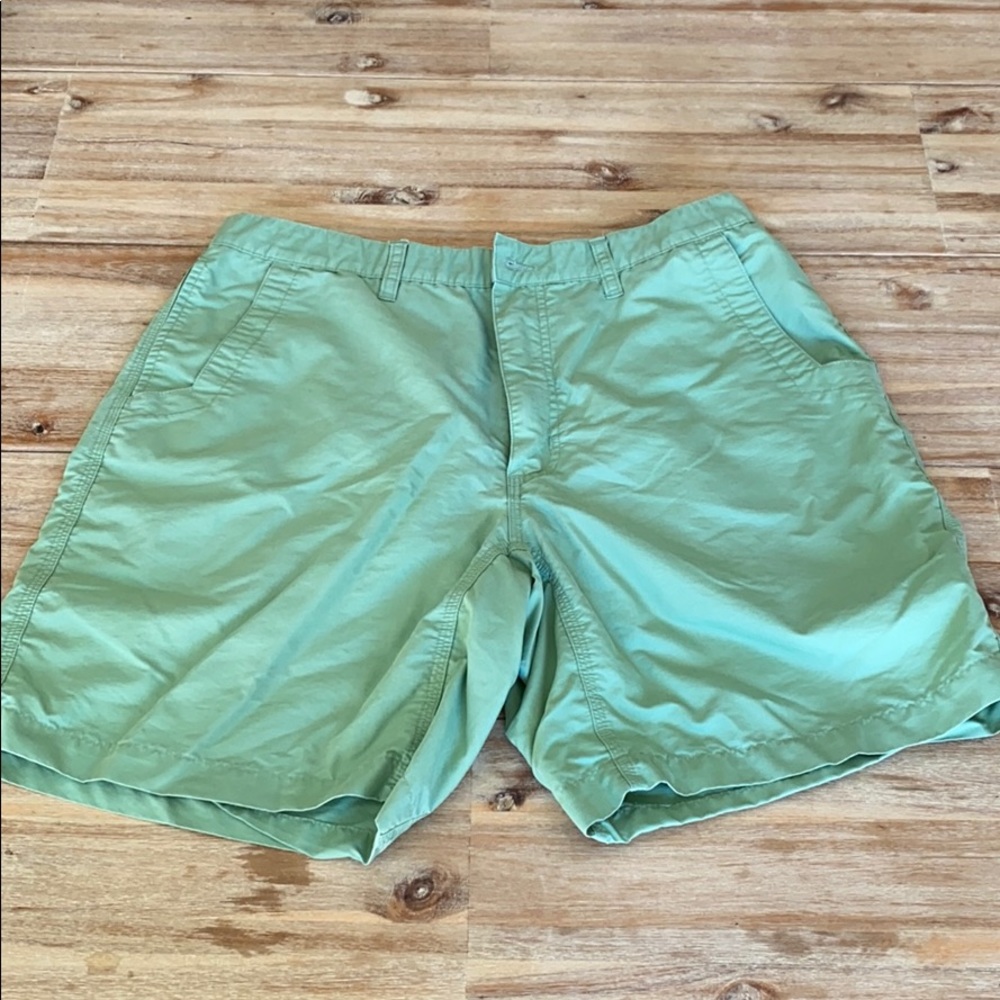 Mountain Khaki Men’s Shorts